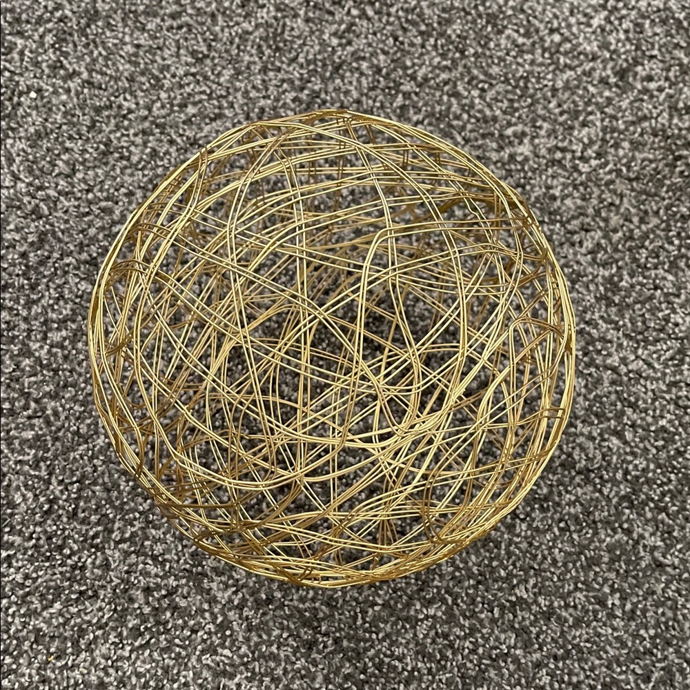 Set of Geometric Gold and Silver Decorative Orbs - Picture 5 of 5